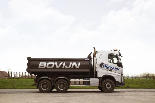 grondwerken bovijn machinepark
